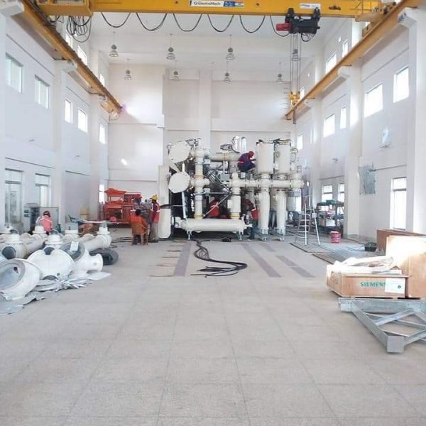Crane Installation at GIS Hall